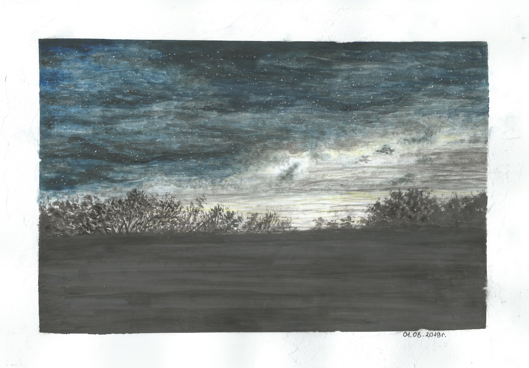 Praca ucznia, tytuł Ukraina, zdjęcie szarego pochmurnego nieba, pola i w oddali drzewa