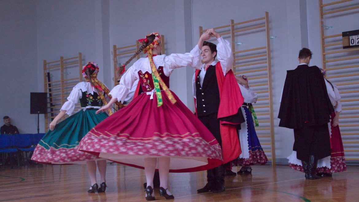 Tanzt die Schlesische Gruppe Silesian